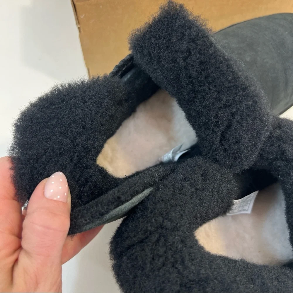 UGG Mckay Black Suede Sheepskin‎ Ankle Boots Booties